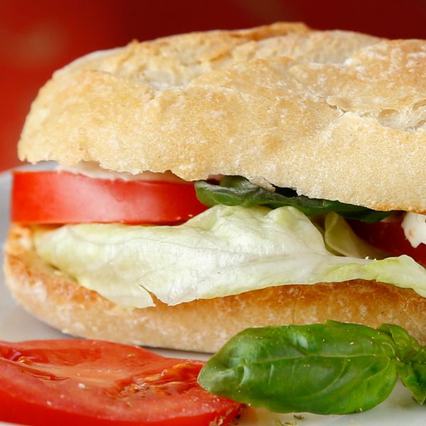 Baguette_Caprese_1